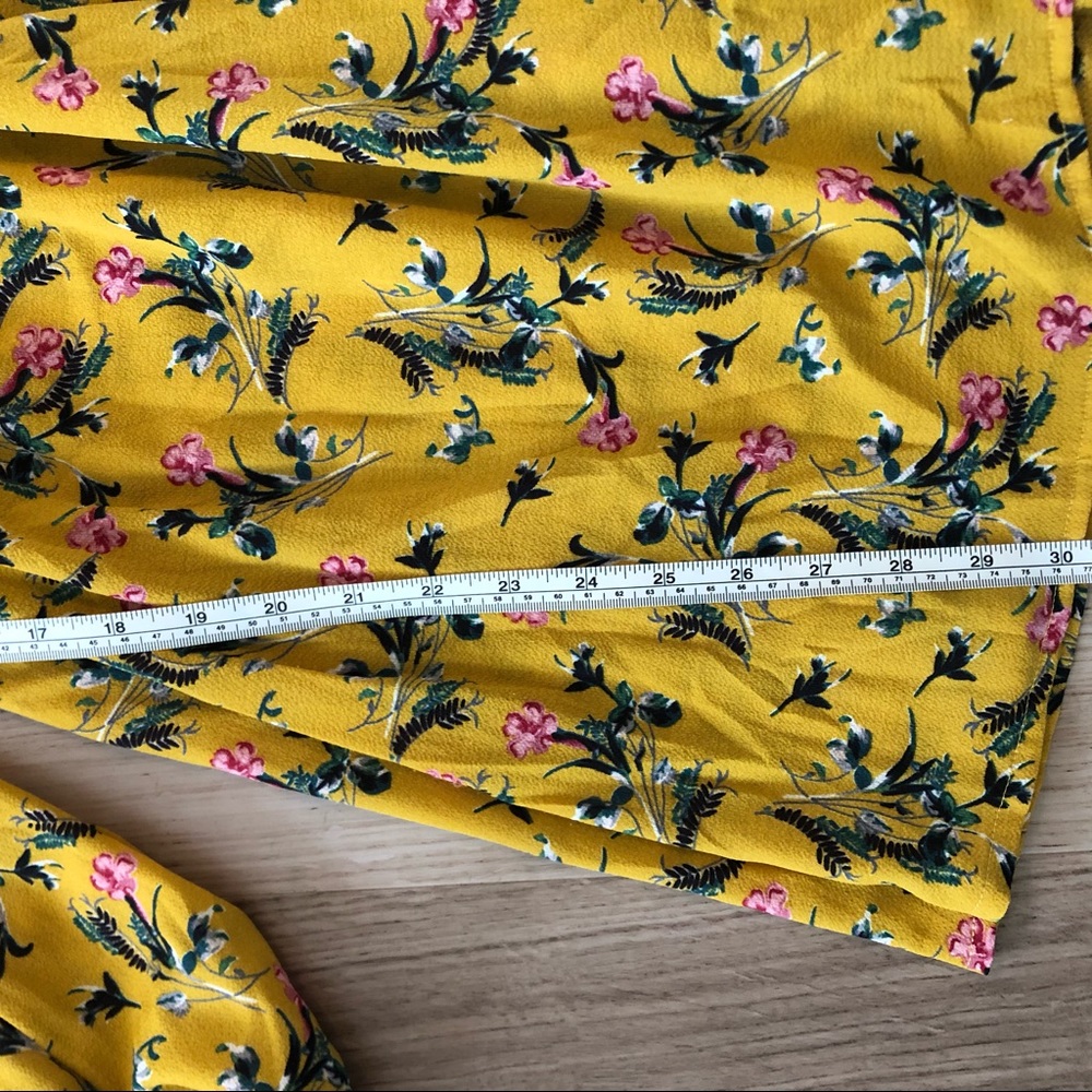 ❌ donated ❌ Puff Sleeve Sweetheart Mini Dress - Picture 3 of 8